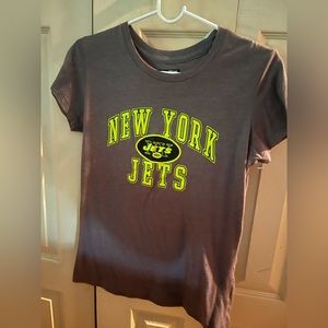 NY JETS 🏈~ WOMENS GREY & NEON YELLOW SHORT SLEEVE T- SHIRT…  SIZE : M